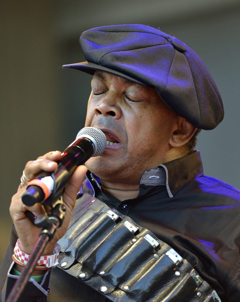 Top 9 Harmonica Players Who Also Sing Who Can Belt AND Bend?